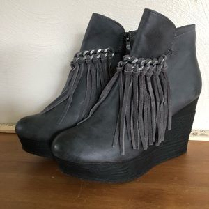 Gray Fringed Wedge Booties with Chain Detail